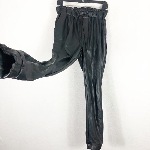 Abercrombie & Fitch Vegan Leather Jogger Pants Size Small High Rise Stretch - Picture 11 of 13